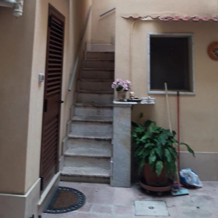 مبيت وإفطار برينديسي Casa Ale المظهر الخارجي الصورة